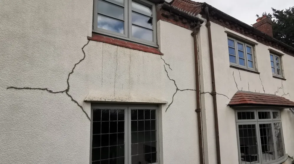 Professional Exterior Wall Crack Repair Service in Singapore